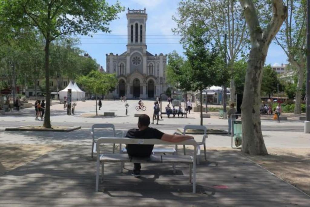شقة سانت إتيان  في Magnifique T2 J Jaures Avec Garage المظهر الخارجي الصورة